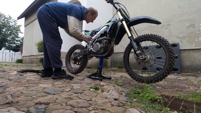 Швагра хватанул Kawasaki KX450F 2015. смотреть онлайн