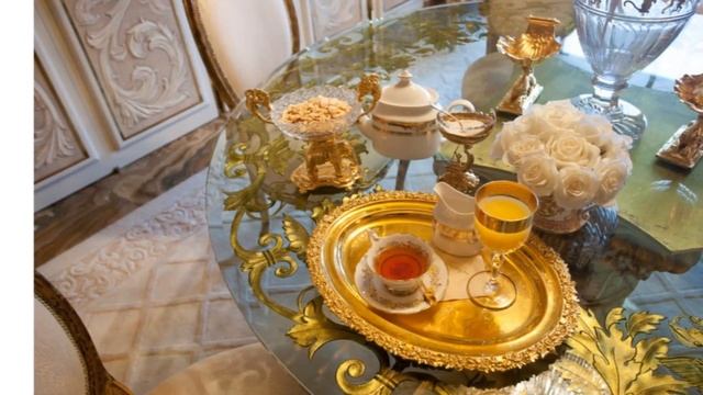 Donald Trump’s $100M Gold-Coated Penthouse | Manhattan New York | Celebrity Homes 2018.