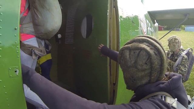 Парашютисты DZ Богородск! Free fly. смотреть онлайн