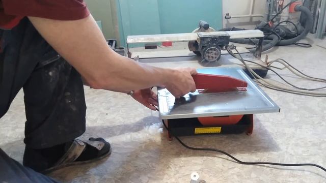 Как улучшить плиткорез. Доработал плиткорез, получаю качественный рез. смотреть онлайн