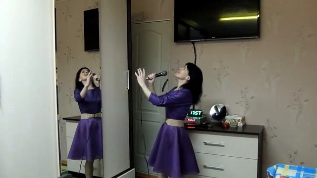 Васильковое небо. Поёт Натали Калюжная. смотреть онлайн