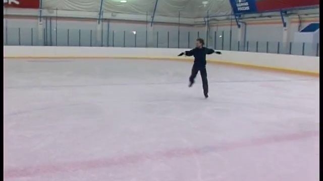 Многократная тройка вперёд внутрь смотреть онлайн