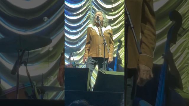Go Your Way - Robert Plant & Alison Krauss at Edgefield Troutdale (Portland) OR 7/27/2022 смотреть онлайн