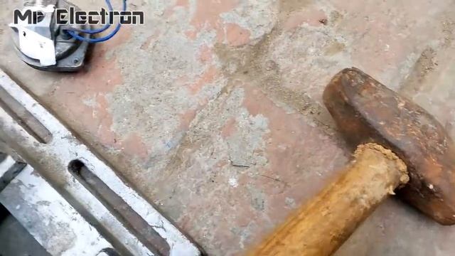 Do Not Throw Away your Car Wiper Motor - 12v 8 Amps DC Motor Salvage DIY смотреть онлайн