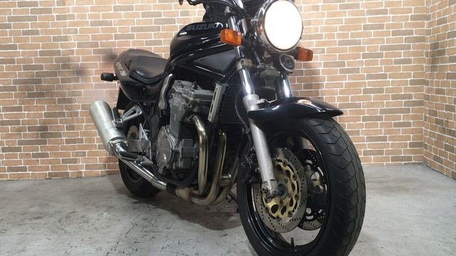 GSF750黒126350020721141 смотреть онлайн