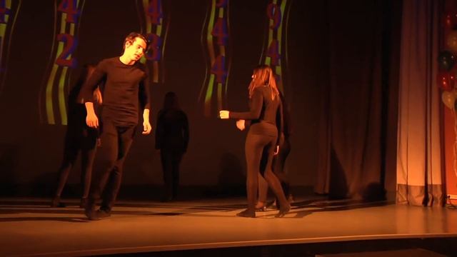 "Слава Героям" - отрывок из спектакля "Реквием" - старшая группа смотреть онлайн