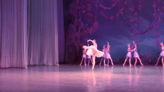 Р.Дриго. Фрагмент из балета "Пробуждение Флоры". Хореография М.Петипа смотреть онлайн