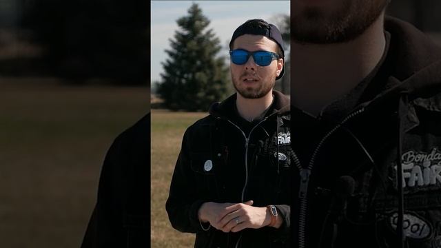 как поворачивать на скейте? #скейтборд #скейтбординг #skateboarding #shorts смотреть онлайн