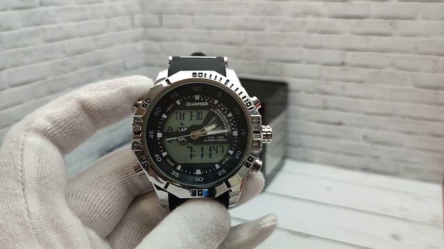 Спортивные кварцевые часы Quamer