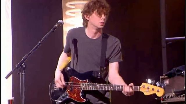 Foals // Black Gold (ORIGINAL UPLOAD - First live performance @ Live De Semaine 2010) смотреть онлайн