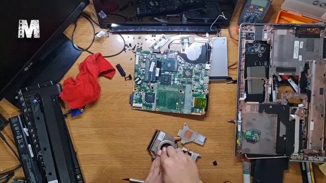 HP Pavilion dv7-2250ez Zamjena paste/čiscenje ventilatora (paste replacement,fan cleaning) смотреть онлайн