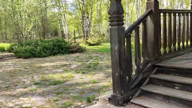 Церковь Серафима Саровского в настоящем оазисе на берегу моря.Смотрите,видео вызывает релакс и поко смотреть онлайн