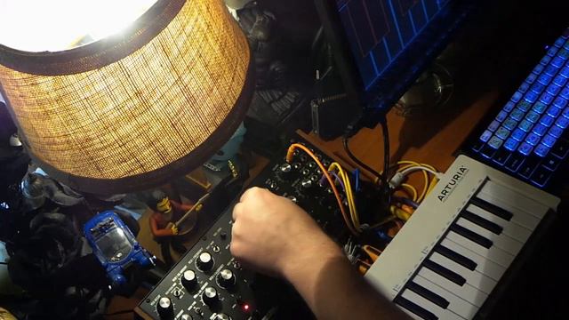 PLAYING MOOG DFAM on OSC/PILOT TOUCHSCREEN (Arturia KeyStep & Ableton Live) смотреть онлайн