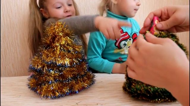 Подарок на Новый Год своими руками Бюджетный сувенир Супер Ёлочка смотреть онлайн