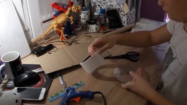 КАК СДЕЛАТЬ ДЕРЖАТЕЛЬ ДЛЯ БУМАЖНЫХ ПОЛОТЕНЕЦ ЗА 5 МИНУТ / делаем просто и быстро / ОБУСТРОЙ-КА смотреть онлайн