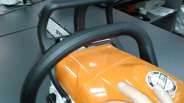 Бензопила ШТИЛЬ 180 как завести Запуск бензопилы STIHL MS 180. stihl chainsaw ms 180 как запустить смотреть онлайн
