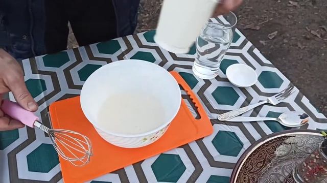 Свинина с грибами в сметане. В Казане на костре. смотреть онлайн