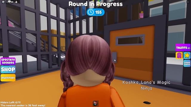 ПРЯТКИ В САМЫХ МАЛЕНЬКИХ СКИНАХ! Roblox Mega Hide and Seek! смотреть онлайн