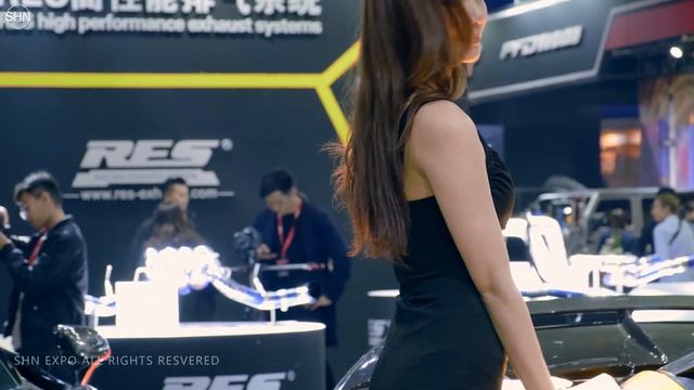 4K 중국 레이싱모델 직캠 2019 China Auto Salon 改装车展 Racing Model [车模]#16 смотреть онлайн