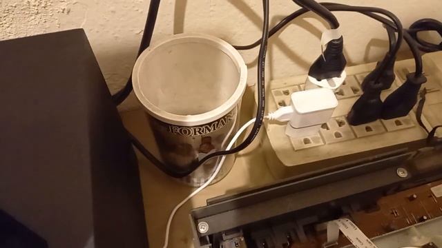 Nova aquisição: Conversor RCA para VGA | Usar monitor de PC para assistir VHS смотреть онлайн