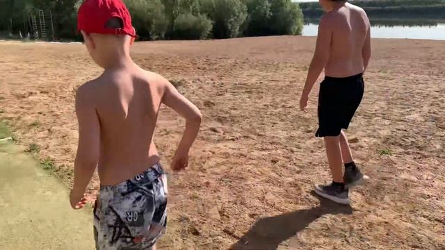 Утренние тренировки на пляже; 6 июня 2023 г. смотреть онлайн