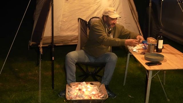 Car CAMPING at beach - Freezing cold - 4x4 Ford Ranger - смотреть онлайн