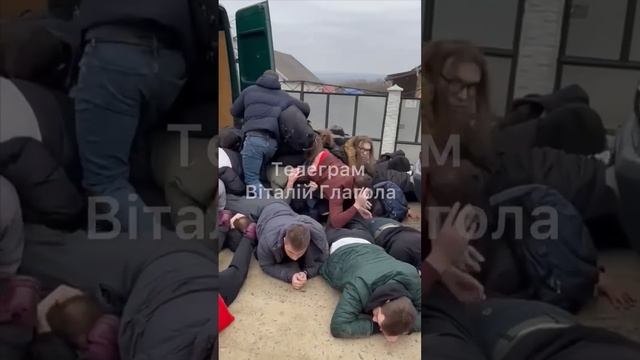 Мобилизация на Украине рожей в асфальт смотреть онлайн
