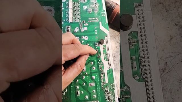 new fault in Growatt 3kw charging and side card bise short 3 and 4 pin смотреть онлайн
