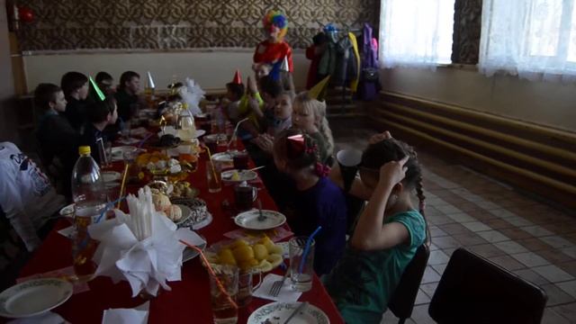 2014 год. День рождения Сереги. Кафе. смотреть онлайн