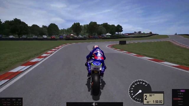 GP Bikes Beta19b | A lap at Oulton Park with the M2 смотреть онлайн