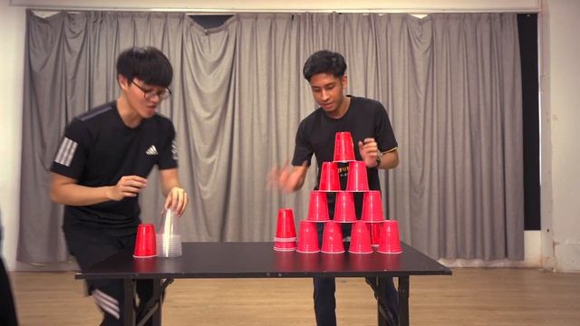 STACK ATTACK - Party Game With Cup For All Ages | FunEmpire Games смотреть онлайн