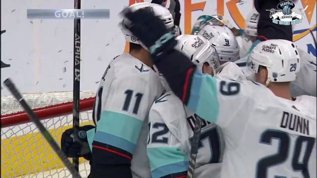 SEATTLE KRAKEN - RYAN DONATO GOAL VS SHARKS (12-14-21) смотреть онлайн