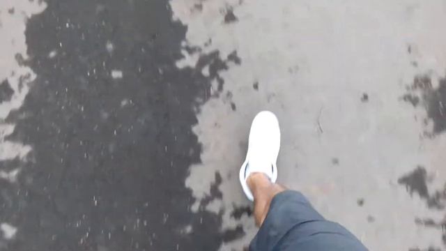 Белые кроссовки смотреть онлайн