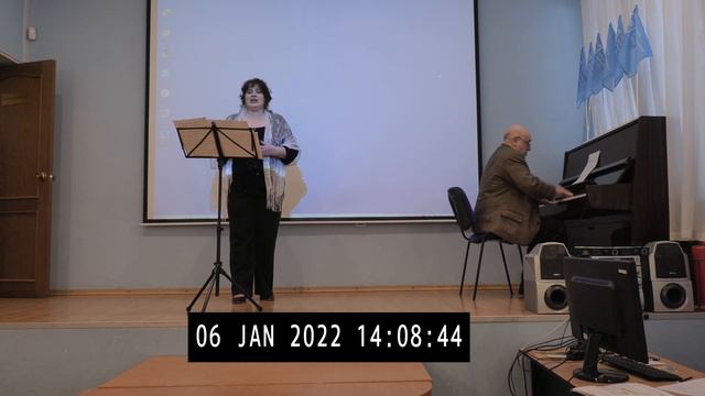 Поет Татьяна Соболева. Народная украинская песня "Вечер на дворе" смотреть онлайн