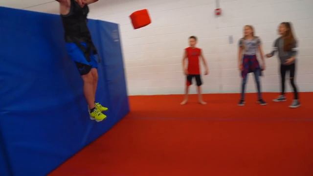 WHO WILL WIN? Ninja Kidz vs Stunt Teens! смотреть онлайн