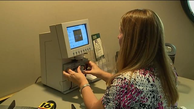 Does It Really Work: Mighty Sight Eyeglasses смотреть онлайн