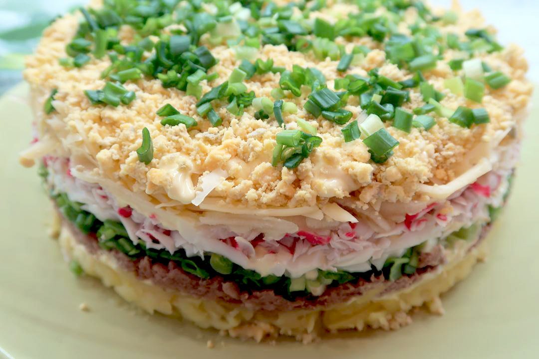 Салат Аристократ с консервированным тунцом. Вкусный, оригинальный и безумно красивый смотреть онлайн