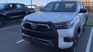 Toyota Hilux 2.8 дизель / 4.0 бензин , кто круче ?