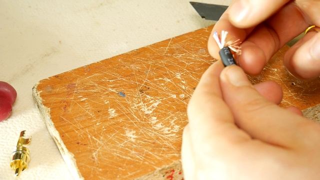 How To Make High Quality RCA Interconnect Cables [DIY guide] смотреть онлайн