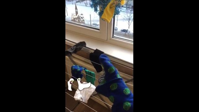 Папины носочки. Смешное видео до слёз смотреть онлайн