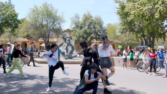 [KPOP IN PUBLIC | ONE TAKE] Stray Kids (스트레이 키즈) - "MANIAC" Dance Cover [Stanford XTRM] смотреть онлайн