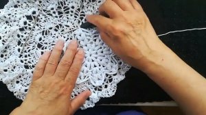 Как связать скатерть крючком. Скатерть для круглого стола.
