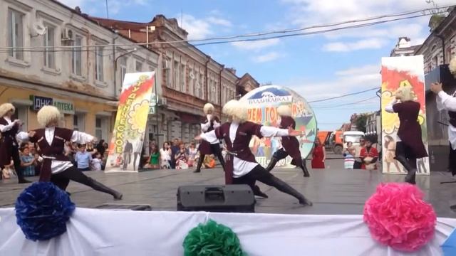 Артхурон - Горский танец смотреть онлайн