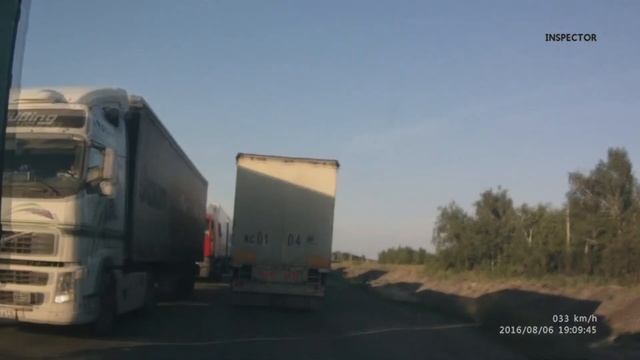 Пробка на трассе Саратов-Сызрань, 6 августа 2016 смотреть онлайн