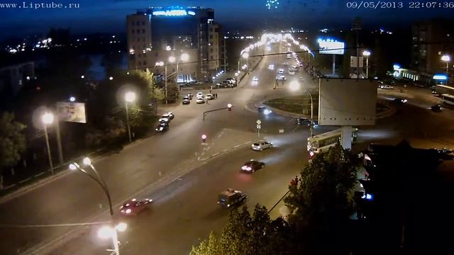 Салют 9.05.13 в Липецке. Вид с пл.Мира смотреть онлайн