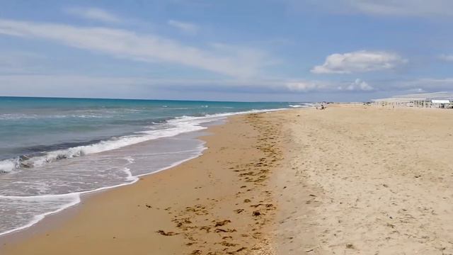 Анапа, пляж в районе Витязево 25 мая 2021 смотреть онлайн