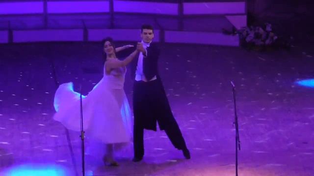 И.Штраус.Венский вальс.