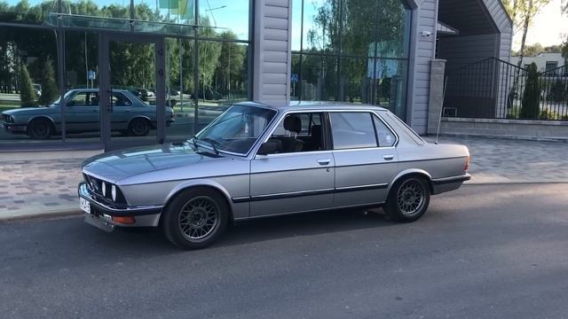 Обзор BMW e28 2.4TD смотреть онлайн