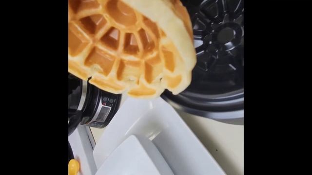How To Use Presto Waffle Bowl Presto #recipe #kitchengadget смотреть онлайн