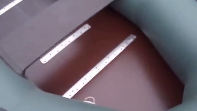 Тюнинг лодки ПВХ BARK-289 NP(столик под удочки и сплошной настил на днище) смотреть онлайн